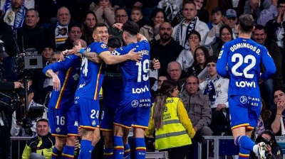 الدوري الإسباني: خيتافي يقدّم هديّة لبرشلونة بفوزه على ريال مدريد في البرنابيو