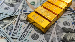 بعد تصريحات ترامب.. ارتفاع أسعار الذهب مع تراجع الدولار