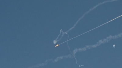 الامارات : 6 مصابين في أبوظبي بسبب شظايا ناتجة عن اعتراض صاروخ